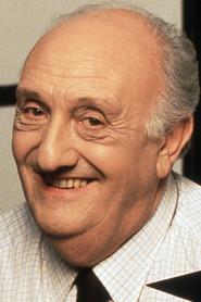 Pierre Tchernia as The Mockingbird (voice) in Turning Table 1988