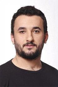 Şefik Onatoğlu as  in Kafes 2015