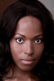 Kim Nelson as Mila in Christmas Ever After 2020