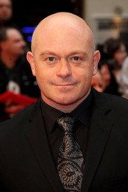 Ross Kemp as Frank Perry in A Line in the Sand 2004