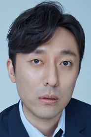 Hwang Moo-young as Ju-ho in Harodongsun 2022