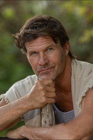 Dan Horton as Tyler Lincoln in Alien Hunter 2016