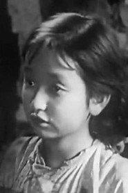 Shiwen Chen as 春子之女 in Blood on Sakura 1944