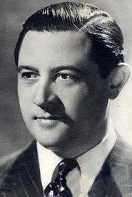Georges Thill as Georges in Chansons de Paris 1934