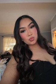 Sofia Algarin as Employee 2 in Satisfaction Guaranteed 2026