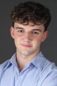 Matheus Sampaio as Cuca Becker in Cacilda Becker em Cena Aberta
