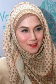 Marini Zumarnis as Wanda in MBA: Married by Accident 2008