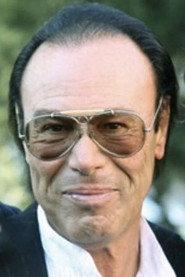 Antonello Venditti as Self in Giulio Cesare: Class Mates 2014