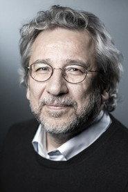 Can Dündar as Self - Journalist in Black Box Syria: The Dirty War 2020