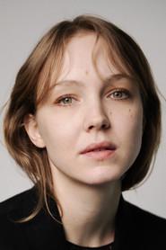 Magdalena Laubisch as in Six Weeks On 2026