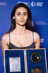 Tanaya Khan Jha as Priyanka in On Either Sides of the Pond 2022