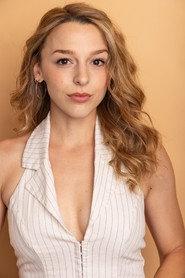 Aubrey Reynolds as Piper in An Hour Behind 2017
