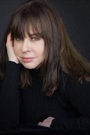 Mimí Lazo as Noemi in Terra Nova 1991