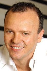 Gigi D'Alessio as Gigi in Hundred Years 1999
