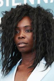 Lola Bello Durojaiye as Julia in Nevia 2019