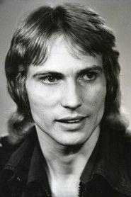 Tiit Härm as Alexander Volinin in Anna Pavlova 1983