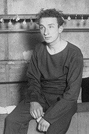 Jean Taris as Himself (archive footage) in Jean Vigo : le son retrouvé 2001