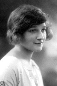 Ann Trevor as Pattie Keable in A Rogue in Love 1922