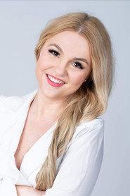 Maria Julieta Georoiu as Stela in Mama Anna