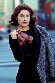 Marjan Avetisyan as Gohar in The Slain Pigeon 2009