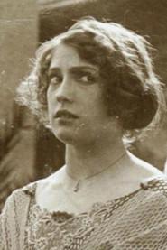 Lily von Kaulbach as Yelva Bjelke in Under galgen 1915