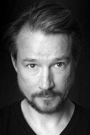 Robert Fransson as Jesper, ex husband in 7333 seconds of Johanna 2017