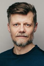 Thomas Magnussen as Carsten in Triangles of Happiness 2014