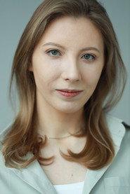 Kristina Popova as Tonya in Parallels 2022