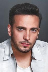 Oğuzhan Koç as Onur in My Travel Buddy 2 2018