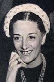 Teresa Serrador as María in Pecadora 1956