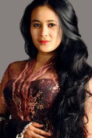 Kinanti Sekar as Staff Losmen in Losmen Bu Broto 2021