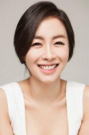 Han Soo-a as Eve in Dancing Queen 2012
