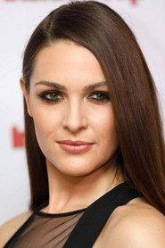 Anna Passey as Sasha in The Smoke 2014