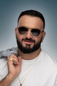 Arkadi Dumikyan as Arkadi Dumikyan in Mek in mek 2026