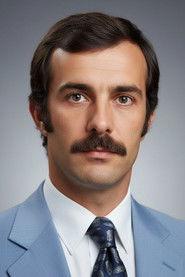 Tufan Giray as Kenan in Three Friends 1971