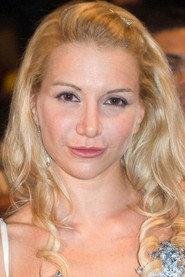 Alessandra Barzaghi as Martina Marenghi in 7 km da Gerusalemme 2007