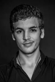 Enzo Tomasini as Geoffrey in Les tourtereaux divorcent 2014