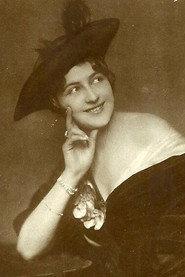 Mela Schwarz as Marfa Grieg in Am Weibe zerschellt 1919