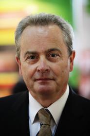 Alexander Hemala as Alexander Hemala in Czech Dream 2004