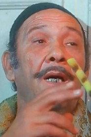 Aziz Hafez as  in Almagnoona 1985