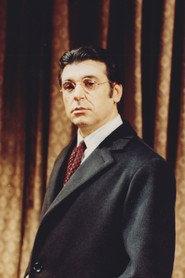 Tasos Halkias as Stamatis Kazantzis in Turning Point 1982