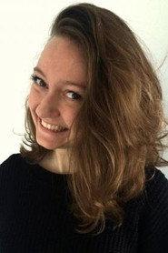 Emilia Piech as Marika in Knives Out 2016
