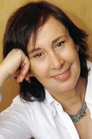 Mónica Carrasco as Sonia in Hechos consumados 1986