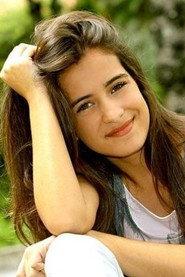 Maria Mariana Azevedo as Júlia in Xuxa Abracadabra 2003