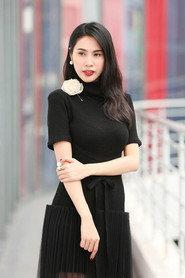 Thủy Tiên as in Burning Kisses 2010