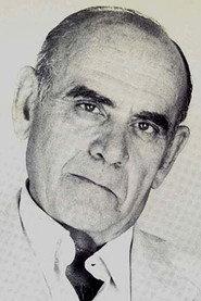 Vittorio Caprioli as Moretti in Catherine & Co. 1975
