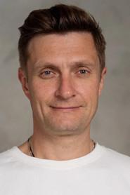 Ruslan Chernetskiy as Константин in Crowded 2015