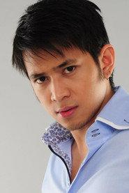 Paolo Serrano as David in Green Paradise 2007