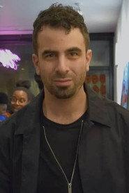 Byron Konizi as Stevie in I Used to Be Famous 2015