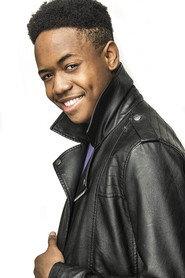 Nile Bullock as Owen in Chang Can Dunk 2023